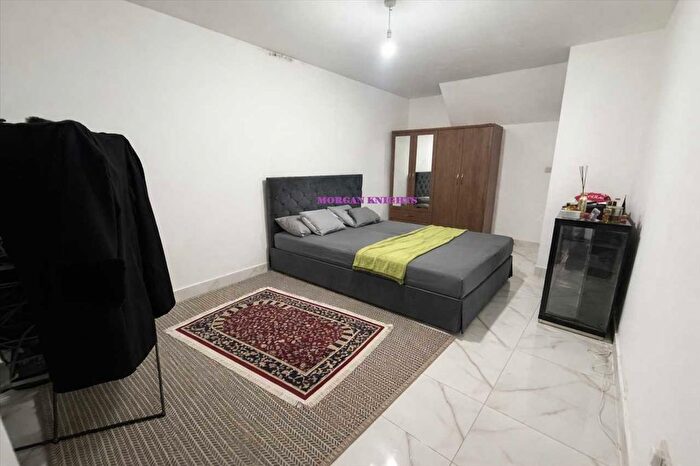 1 Bedroom Flat To Rent In South Park Drive, Ilford, IG3