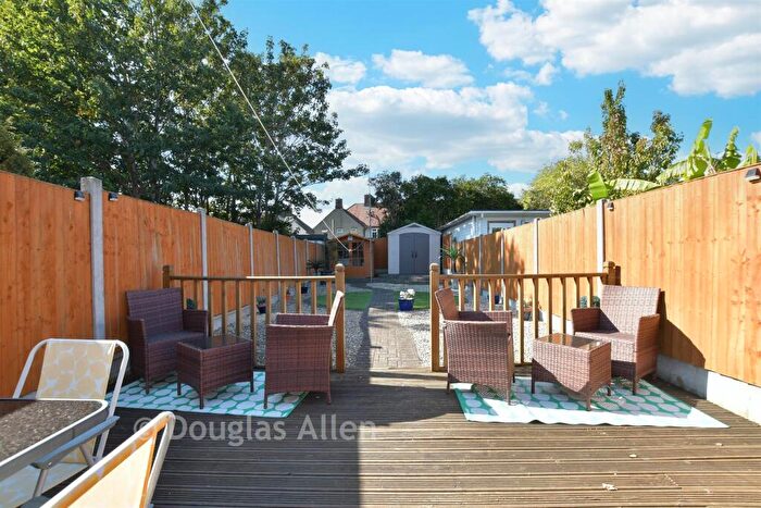 2 Bedroom Terraced House For Sale In Hunters Square, Dagenham, Essex, RM10