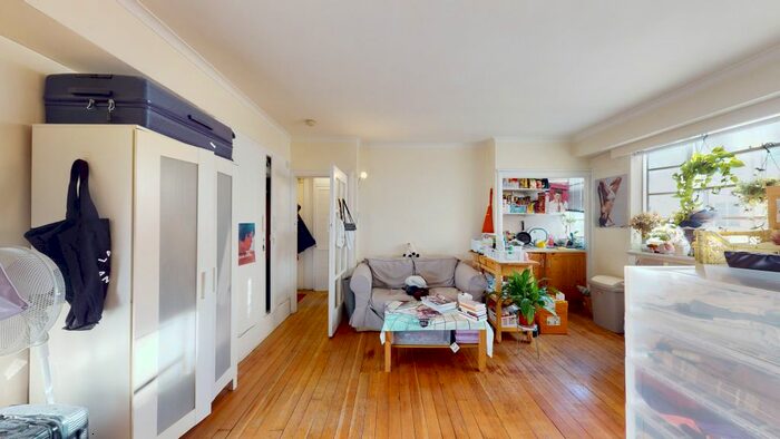 Studio To Rent In Sloane Avenue, London, SW3