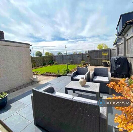 2 Bedroom Semi-Detached House To Rent In Betson Street, Markinch, Glenrothes, KY7
