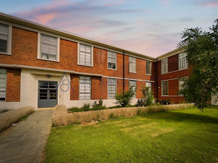 1 Bedroom Flat To Rent In Trenchard Lane, The Garden Quarter, Bicester, OX27