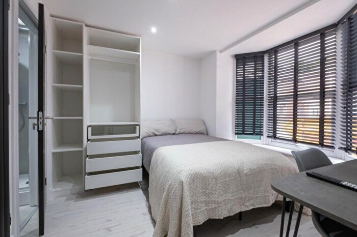 6 Bedroom House To Rent In Severn Street, Lincoln, LN1