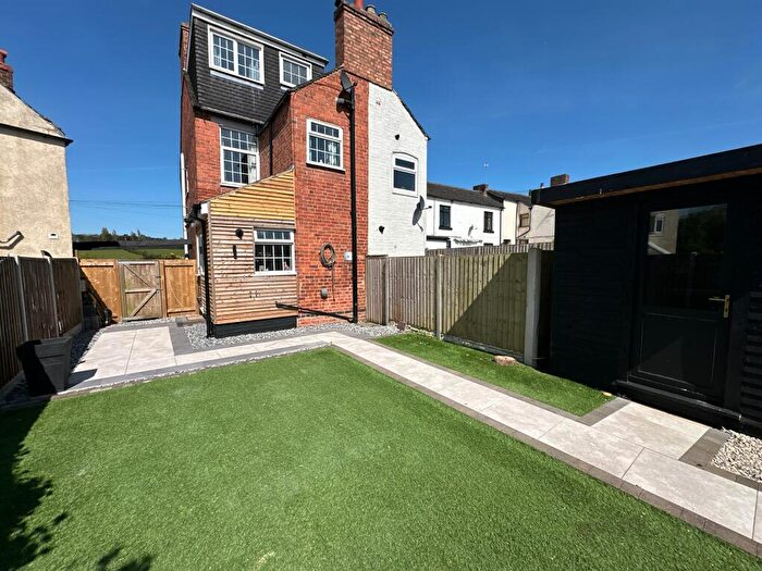 4 Bedroom End Of Terrace House For Sale In Main Street, Newhall, Swadlincote, Derbyshire, DE11