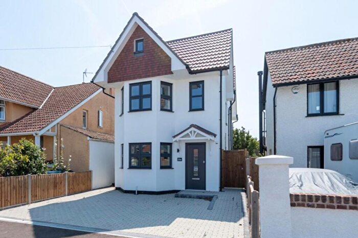 4 Bedroom Detached House To Rent In Tennyson Road, Bognor Regis, PO21