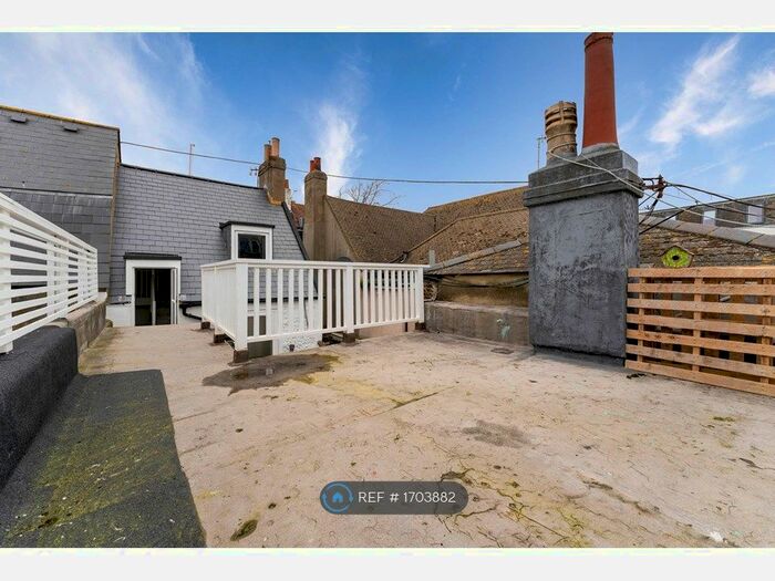 3 Bedroom Maisonette To Rent In Bond Street, Brighton, BN1