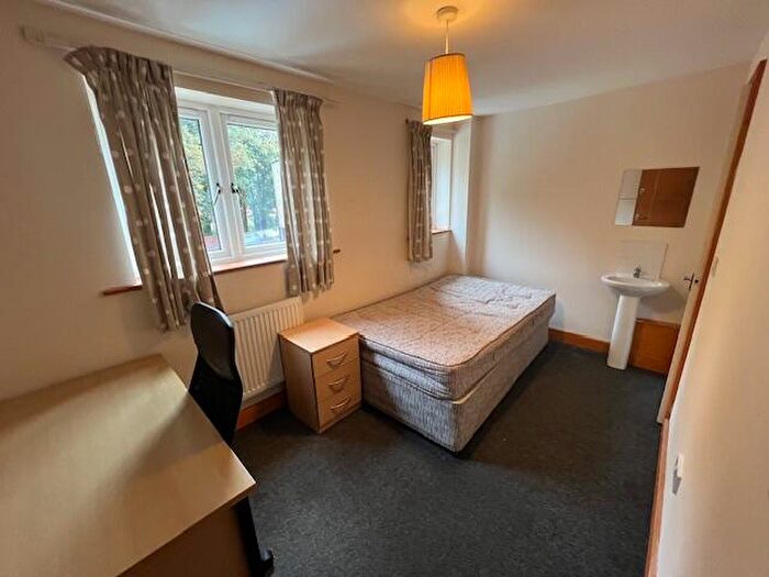 1 Bedroom Property To Rent In Portswood Road, SO17