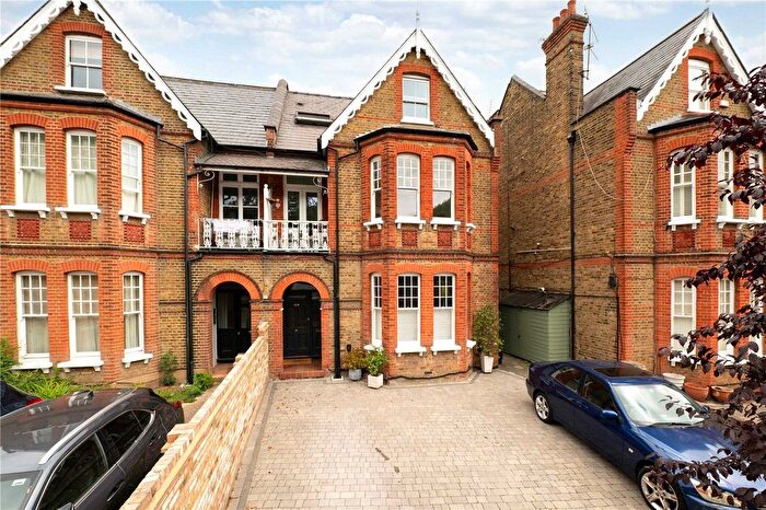 Studio To Rent In Park Road, Teddington, Richmond Upon Thames, TW11