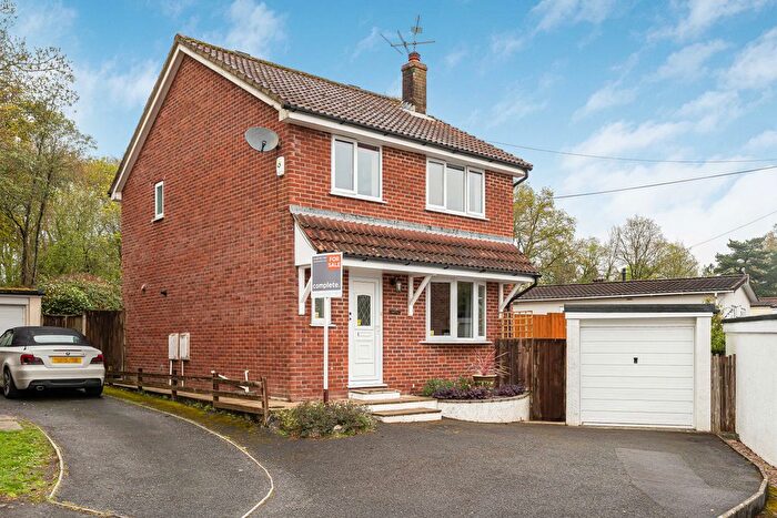 3 Bedroom Detached House For Sale In Kiln Road, Bovey Tracey, TQ13