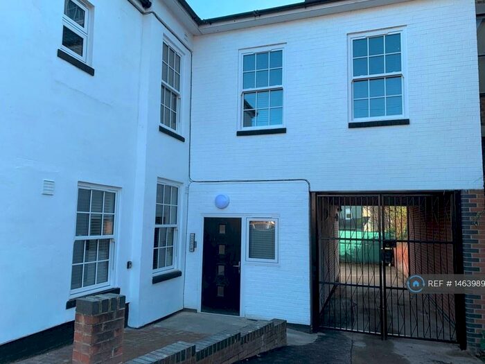 1 Bedroom Penthouse To Rent In Sherwood Rise, Nottingham, NG7