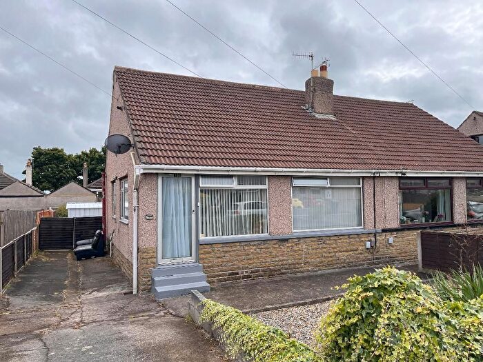 2 Bedroom Semi-Detached Bungalow For Sale In Rochester Avenue, Morecambe, LA4