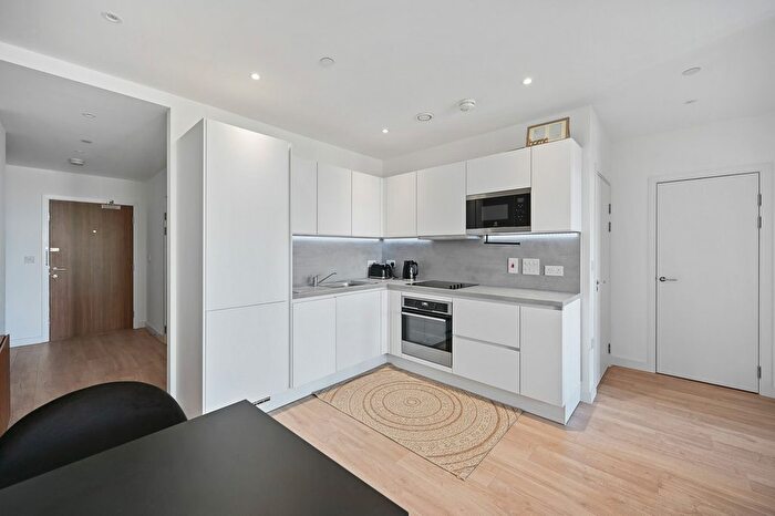 1 Bedroom Flat To Rent In College Road, Harrow, HA1