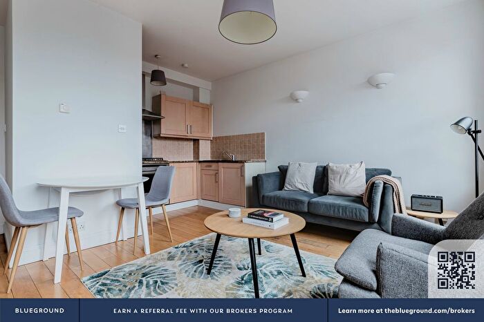 1 Bedroom Flat To Rent In Clerkenwell, London, EC1M
