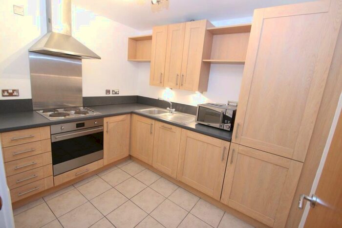 2 Bedroom Apartment To Rent In Baltic Quay, Gateshead Quayside, NE8