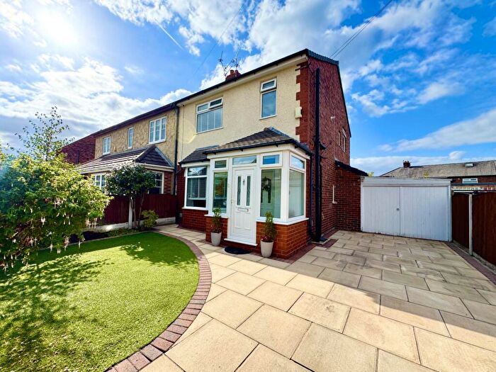 3 Bedroom Semi-Detached House For Sale In Sundale Avenue, Prescot, L35