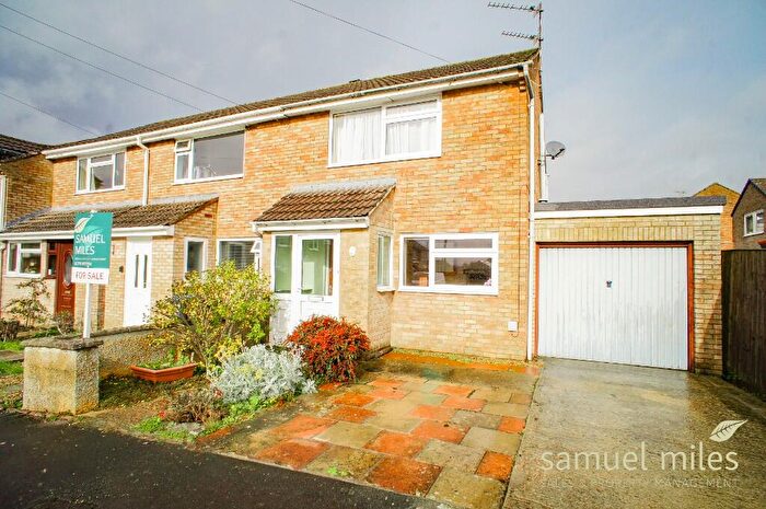 3 Bedroom End Of Terrace House For Sale In Masefield, Royal Wootton Bassett, SN4
