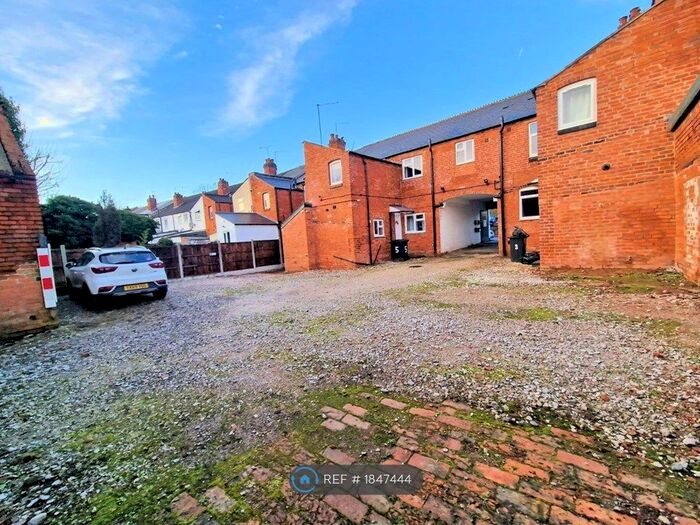 1 Bedroom Flat To Rent In Station Road, Northfield, Birmingham, B31