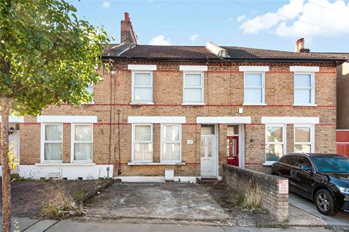 3 Bedroom Terraced House To Rent In Moffat Road, Thornton Heath, CR7