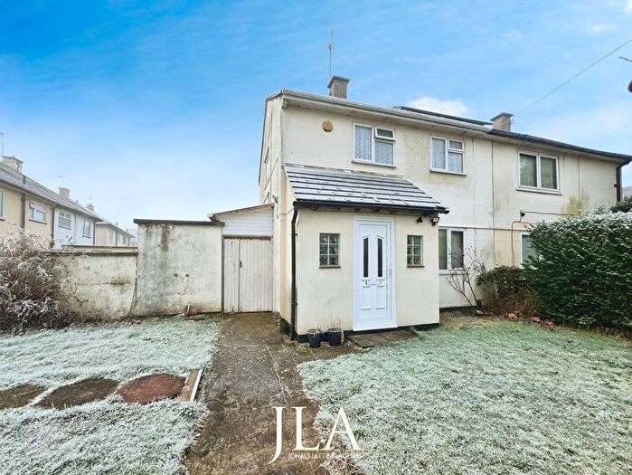 3 Bedroom Semi-Detached House To Rent In Abbey Lane, Leicester, LE4