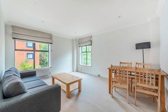 2 Bedroom Flat To Rent In Bolton Gardens, Earls Court, London, SW5