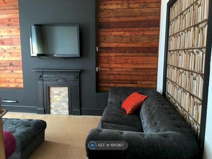 7 Bedroom Terraced House To Rent In Upper Lloyd Street, Manchester, M14