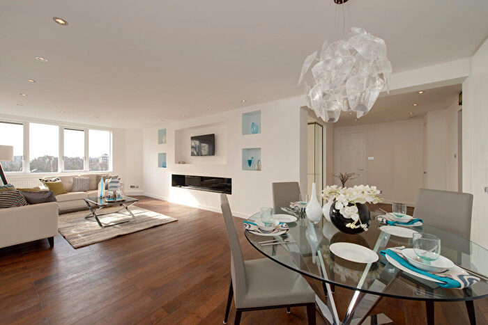 2 Bedroom Apartment To Rent In Wellington Road, St John's Wood, London, NW8