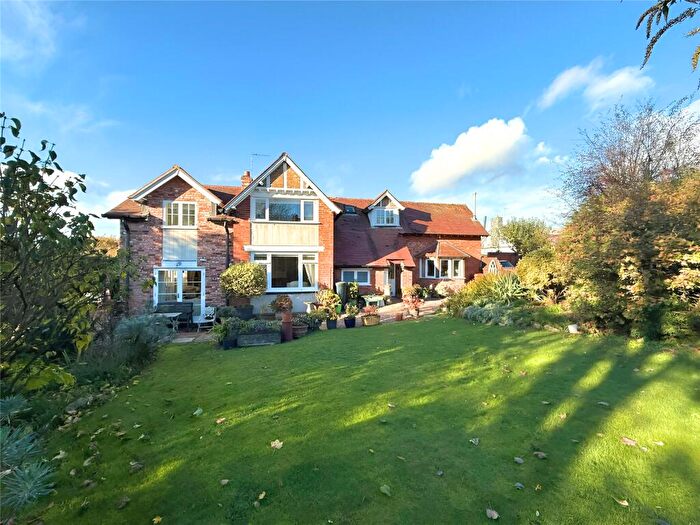 4 Bedroom Detached House For Sale In Topsham, Devon, EX3