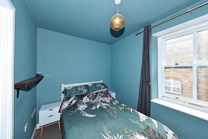 2 Bedroom Cottage For Sale In John Street, Bollington, SK10