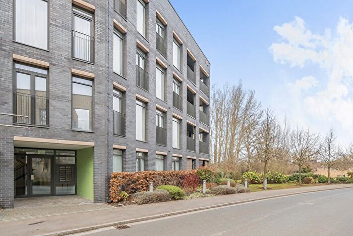 2 Bedroom Flat For Sale In Barton Park, Oxford, OX3