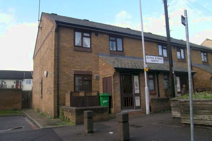 1 Bedroom Maisonette To Rent In Alpha Street North, Slough SL1