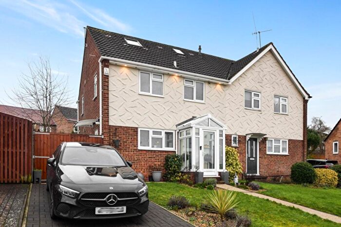 4 Bedroom Semi Detached House For Sale In Fallowfield, Wayfield, Chatham, ME5