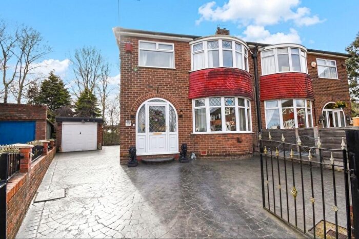 3 Bedroom Semi Detached House For Sale In Boscombe Avenue, Eccles, M30