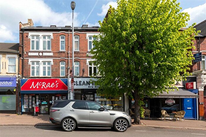 1 Bedroom Flat To Rent In The Avenue, Chingford, London, E4