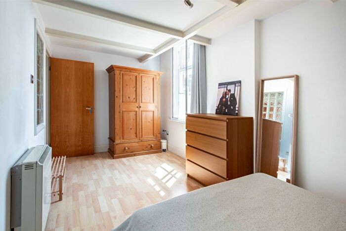1 Bedroom Flat For Sale In Park Row, Nottingham, NG1