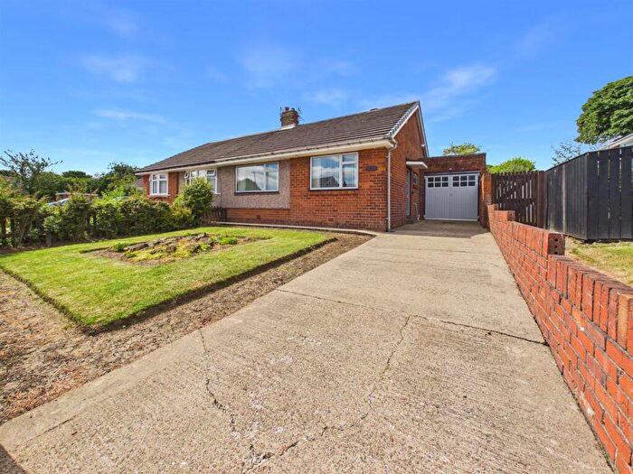 2 Bedroom Semi-Detached Bungalow For Sale In Chirton Hill Drive, North Shields, NE29