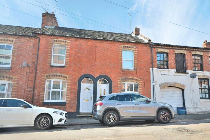2 Bedroom Terraced House To Rent In Spencer Road, Northampton, NN1