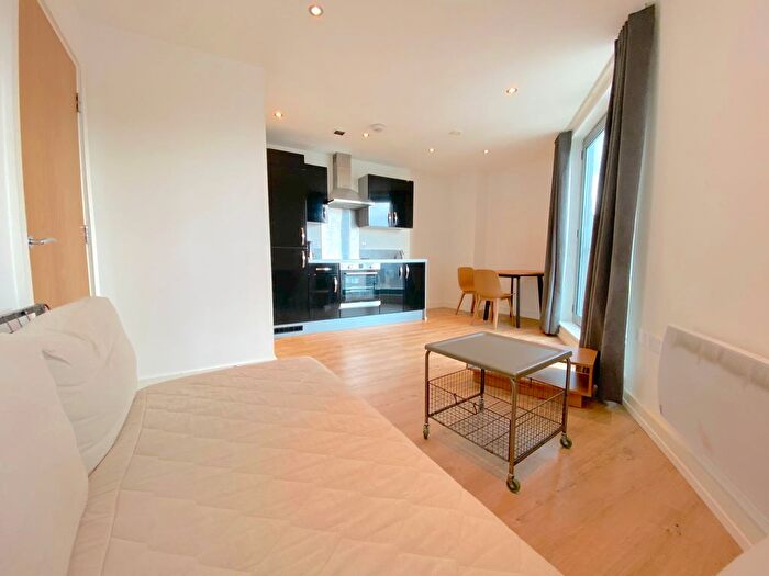 1 Bedroom Flat To Rent In Cross Green Lane, Leeds, LS9