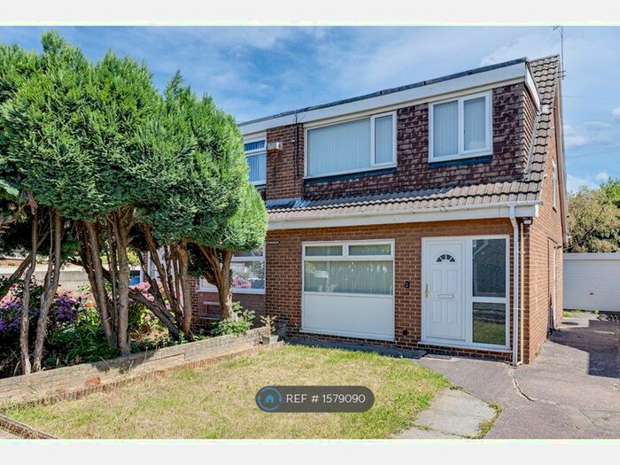 3 Bedroom Semi-Detached House To Rent In Cornbrook Grove, Manchester, M16