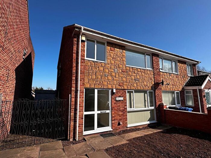 3 Bedroom House To Rent In Moorside Crescent, Sinfin, DE24