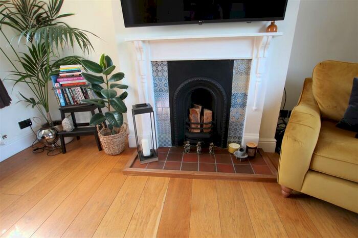 2 Bedroom End Of Terrace House To Rent In Donisthorpe Lane, Moira, DE12