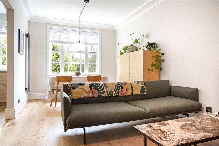 1 Bedroom Apartment To Rent In Middleton Road, London, E8