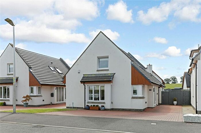 3 Bedroom Detached House For Sale In Goremire Road, Carluke, South Lanarkshire, ML8