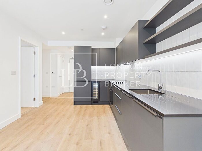 1 Bedroom Flat To Rent In Gilham House, Lombard Square, SE28