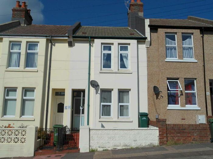 3 Bedroom Terraced House To Rent In Ladysmith Road, Brighton, BN2