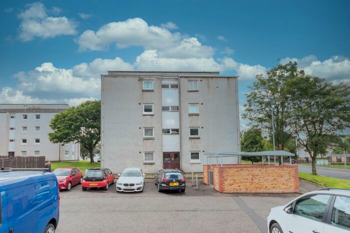 2 Bedroom Flat To Rent In Ardressie Street, Flat /, Glasgow, Scotland, G23