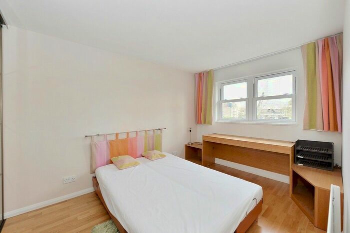 4 Bedroom Property To Rent In Whistlers Avenue, Battersea, SW11