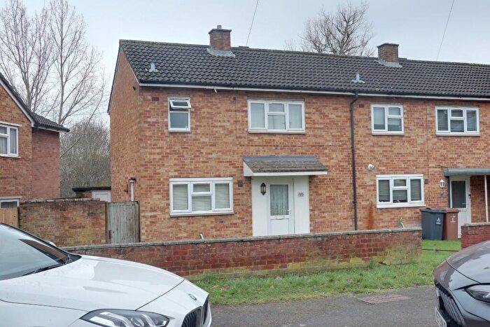 2 Bedroom Semi Detached House For Sale In Turpins Rise, Stevenage, Hertfordshire, SG2