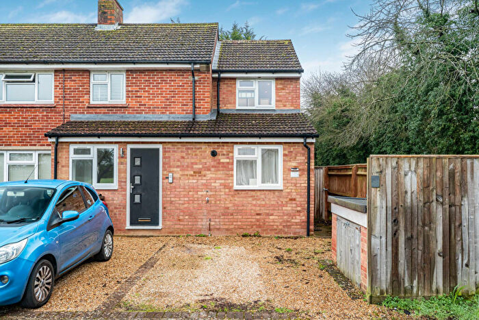 1 Bedroom End Of Terrace House For Sale In Evenlode Crescent, Kidlington, OX5