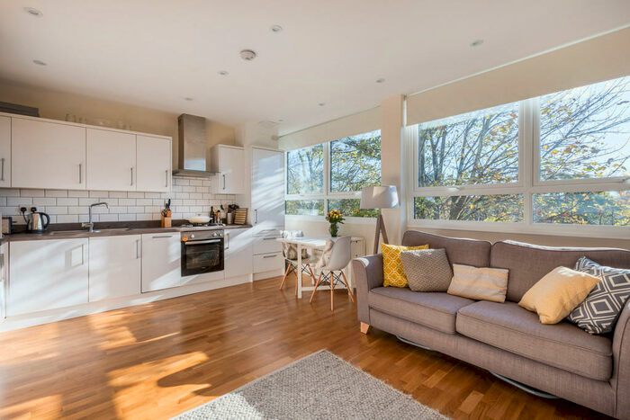 2 Bedroom Apartment To Rent In London Road, East Grinstead, RH19