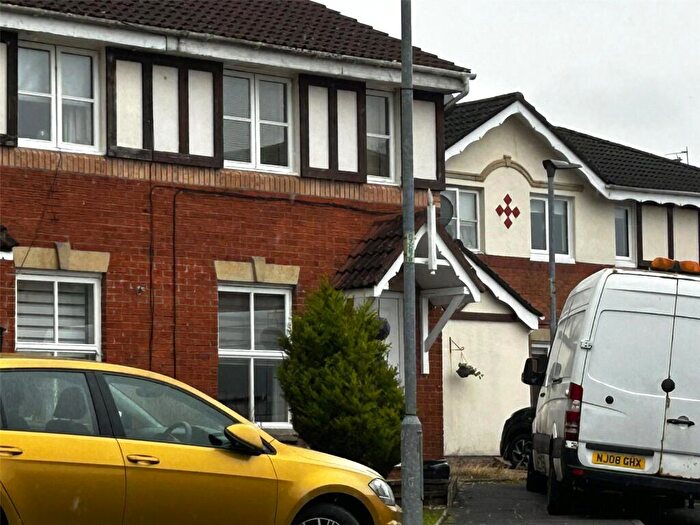 2 Bedroom End Of Terrace House For Sale In Ross Drive, Airdrie, Lanarkshire, ML6