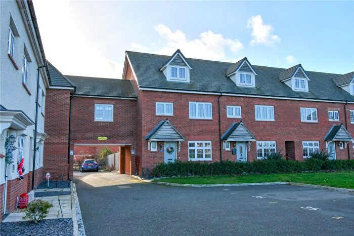 4 Bedroom End Of Terrace House For Sale In Collier Court, Little Sutton, Ellesmere Port, CH66
